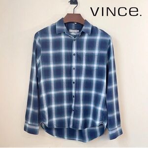 Vince Men’s Classic Fit Casual Button Down Shirt